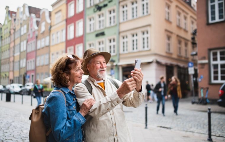 Deszcz podwyżek dla seniorów w 2026 roku. Nowa waloryzacja, wyższe trzynastki i renty wdowie