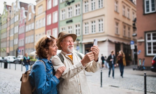 Deszcz podwyżek dla seniorów w 2026 roku. Nowa waloryzacja, wyższe trzynastki i renty wdowie