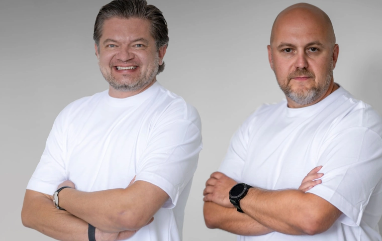 "Kiedy kupujesz reklamę w internecie, trudno przewidzieć jej skuteczność. My działamy efektywniej". Wywiad z twórcami 4effect.ai