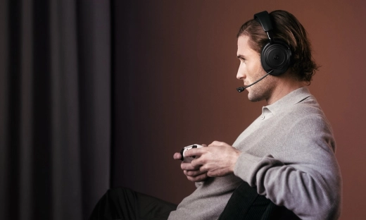 Audiofilska jakość w słuchawkach gamingowych. Nowy flagowy model SteelSeries Arctis Nova Elite już na rynku