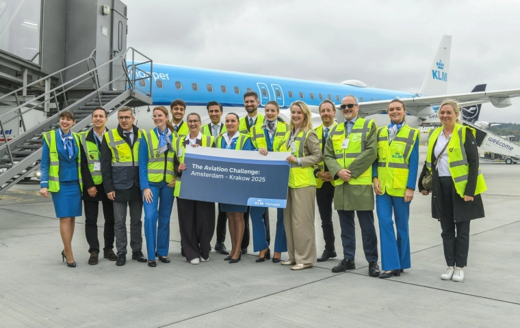 KLM Cityhopper wykonał lot pokazowy z Amsterdamu do Krakowa w ramach konkursu The Aviation Challenge