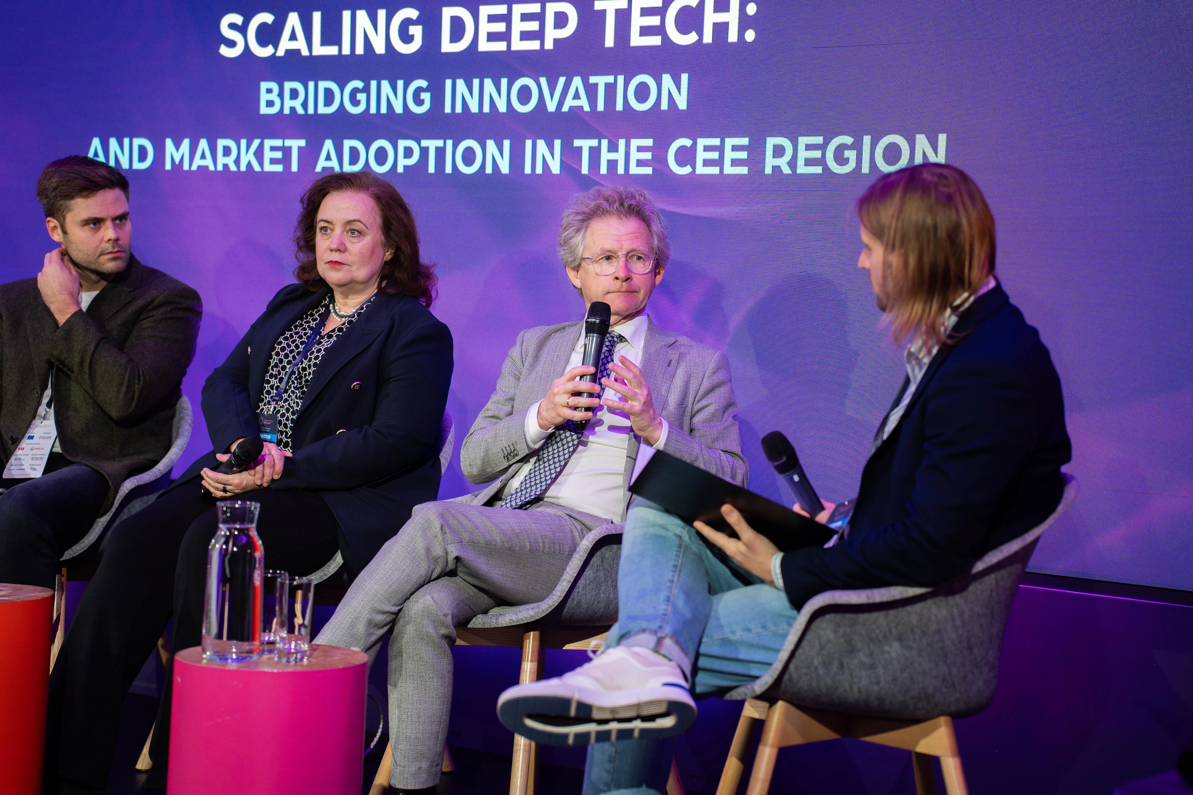 Deep Tech CEE Summit 2025 – jak rozwijać firmy oparte na technologiach i zarabiać na nich pieniądze?