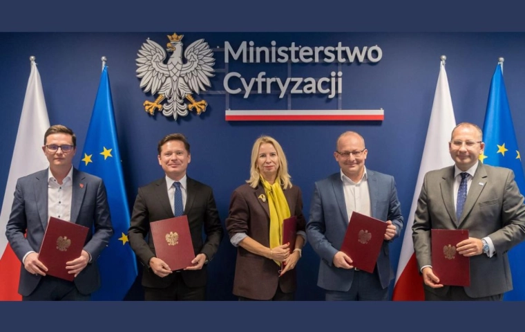 Future Collars wraz z innymi organizacjami i Ministerstwem Cyfryzacji poprawią kompetencje cyfrowe Polaków