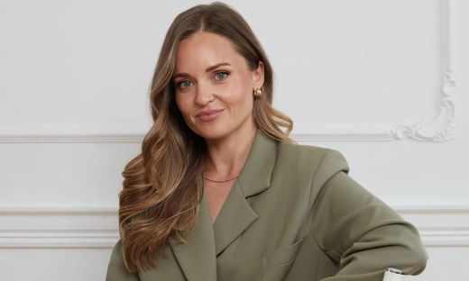 Elastyczność daje komfort. Wywiad z Moniką Frydrych