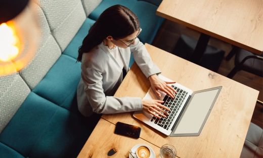 Transformacja polskich biur. Jak firmy odnajdują się w erze cyfryzacji?