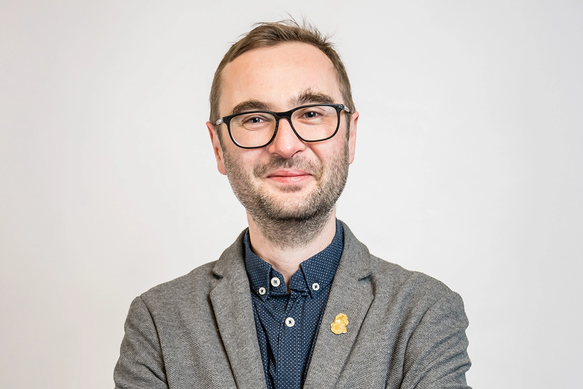 Wprowadźmy podatek od manny z nieba. Wywiad z dr. Michałem Możdżeniem