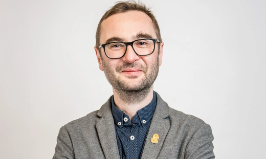 Wprowadźmy podatek od manny z nieba. Wywiad z dr. Michałem Możdżeniem