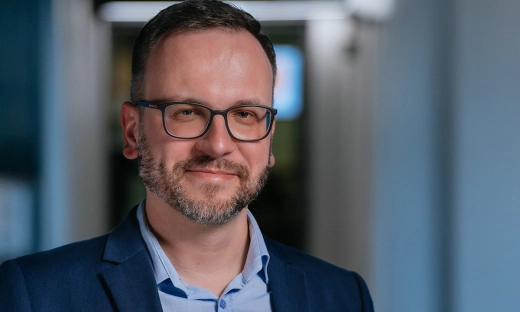 Czy czeka nas Wielkie Uśrednienie i koniec myślenia? Felieton Adama Kuzdralińskiego