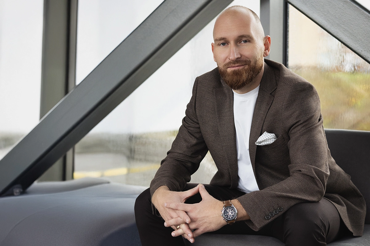 Dwa skrajne bieguny [FELIETON]