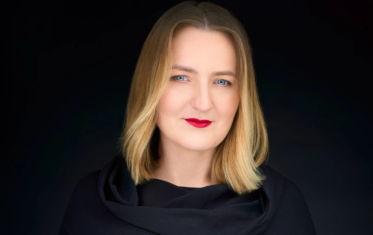 Potrzebujemy stabilności. Wywiad z Kingą Gruszecką