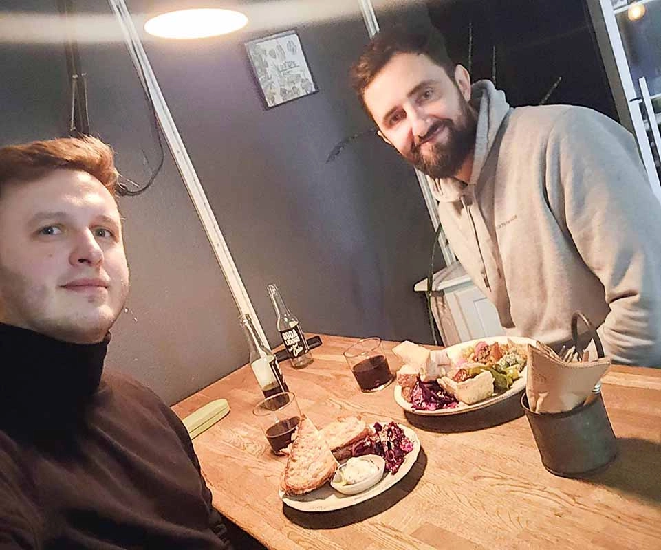 Od serwisowania wędek do zmiany świata. Na nasz rachunek z Jackiem Siadkowskim