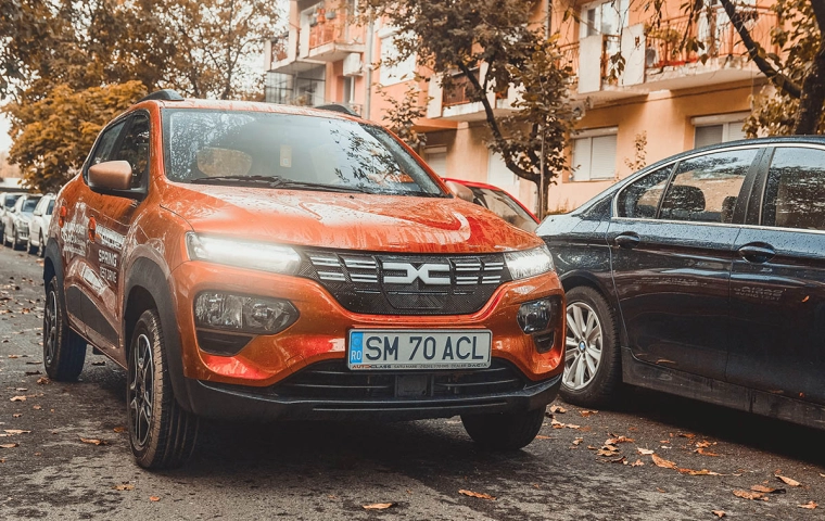 Rok niespodzianek. Jaki był 2025 rok w świecie motoryzacji?