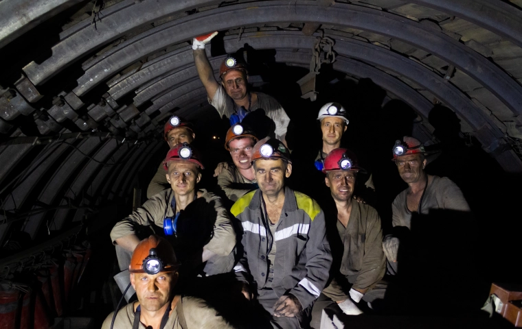 Bogaty jak górnik? Zarobki w tej branży wciąż należą do wysokich