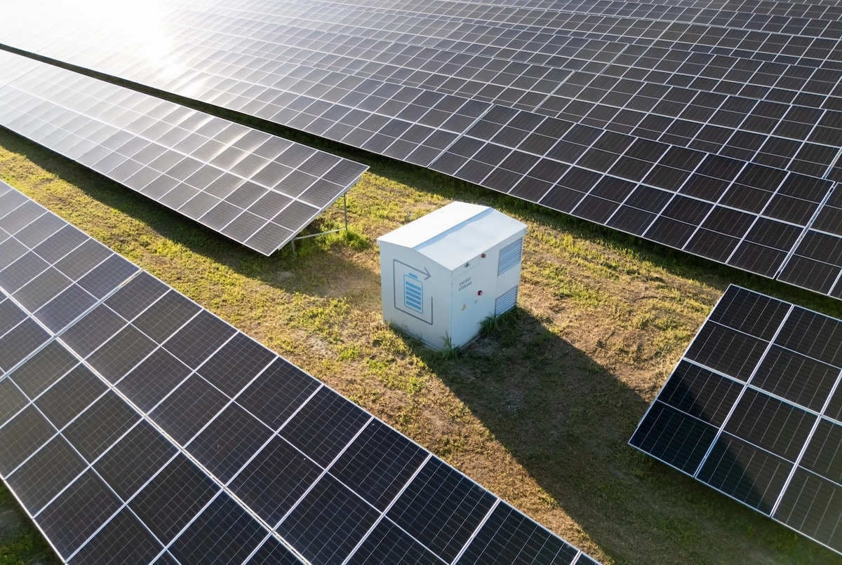 Od pierwszego panelu do pierwszego zysku. Praktyczny przewodnik po inwestowaniu w farmy fotowoltaiczne z Akademią Kierunek ESG