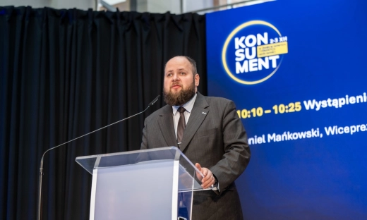 Konsumentom brakuje wiedzy w świecie nowych cyfrowych możliwości