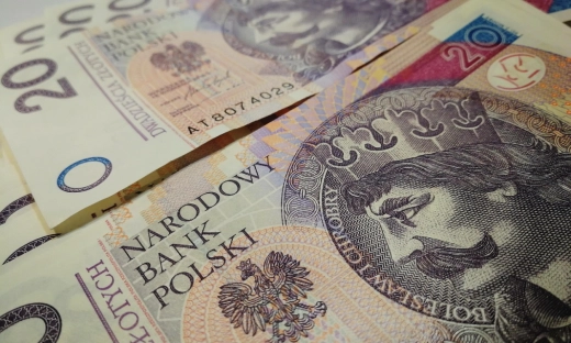 Świąteczny dodatek do pensji dla urzędników. Ile wynosi i kiedy jest wypłacany?