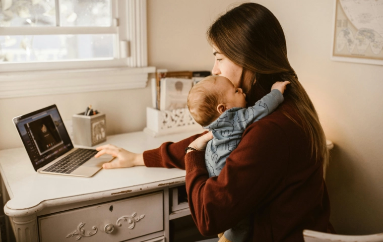 ZUS żąda zwrotu zasiłków od matek nawet sprzed kilkunastu lat
