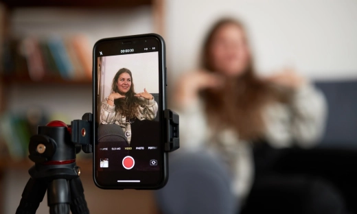 Marzysz o pracy influencera? Coraz więcej twórców internetowych rezygnuje zarobku na platformach