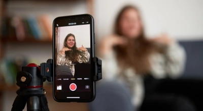 Marzysz o pracy influencera? Coraz więcej twórców internetowych rezygnuje zarobku na platformach