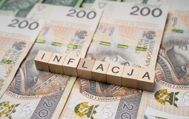 Inflacja hamuje, rachunki nie. Te ceny wciąż dobijają Polaków