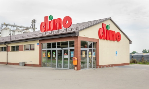 Tuż przed świętami Dino kusi promocjami. Spore przeceny i dużo gratisów