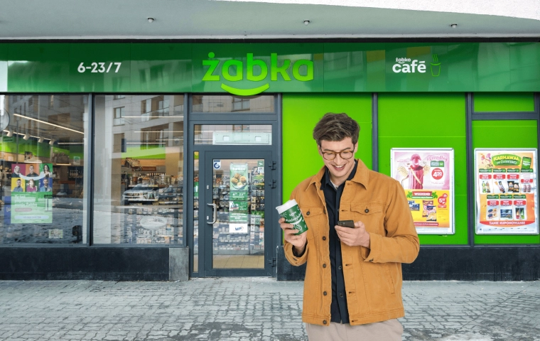 Żabka dogaduje się z Allegro. Tak wygląda nowa walka o portfele Polaków