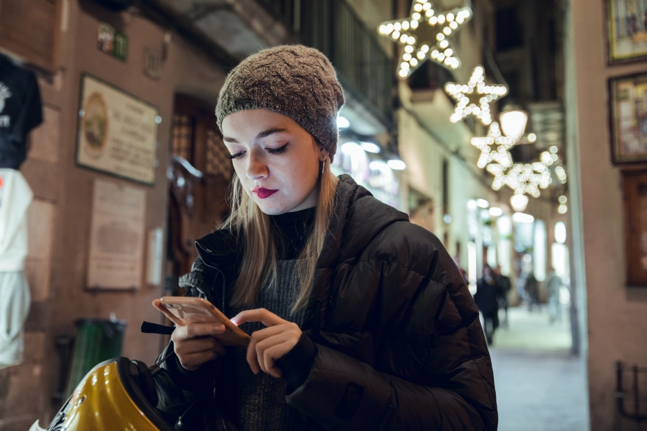 kobieta z telefonem