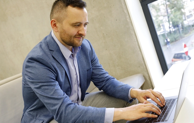 Inteligentny jak asystent. Jak Agenci AI automatyzują polski biznes