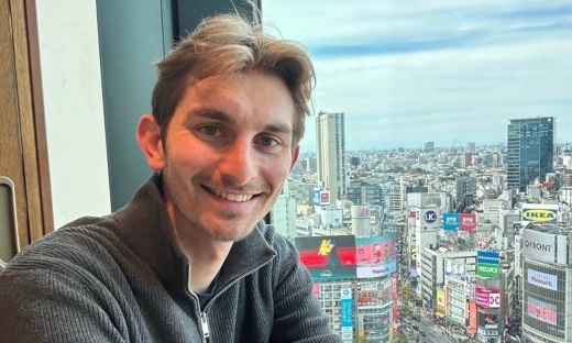 Poza biznesem. Mateusz Łach