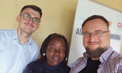 Bez prądu, ale z wizją. Polacy pomagają budować startupy w najbardziej ekstremalnych warunkach