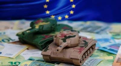 UE chce produkować więcej broni i wzmocnić branżę defence. Pakiet uproszczeń Omnibus V ma w tym pomóc