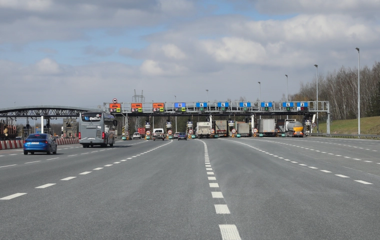 Koniec koszmaru kierowców. Znikną bramki na jednej z najważniejszych autostrad w Polsce