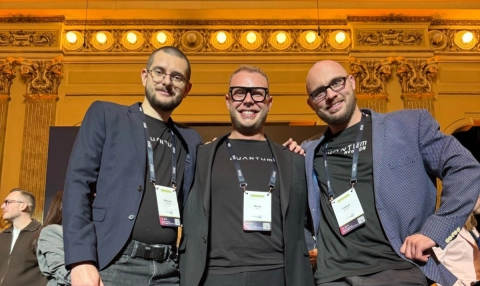 Zaczynali bez funduszy, dziś idą jak burza. Quantum Neuron sięga po kapitał na rozwój