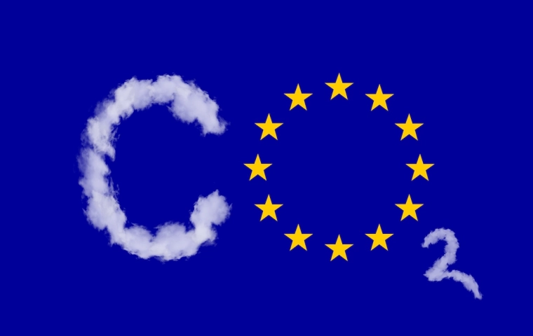 Komisja Europejska wycofuje się z ostrych wymogów dla branży motoryzacyjnej. Chce ratować jej konkurencyjność