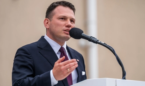 Abonament RTV także za laptop i smartfon? Sławomir Mentzen zabrał głos