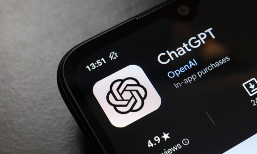 ChatGPT sprawdzi, ile masz lat. Bez dowodu i bez pytania