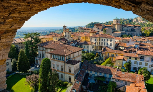 Polscy seniorzy coraz częściej wyjeżdżają za granicę. Upodobali sobie te kraje