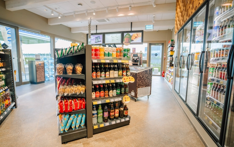 Polacy porzucają wielkie zakupy. Ten format sklepów rośnie najszybciej