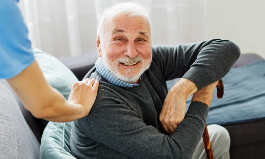 Nawet 2150 zł miesięcznie dla seniorów. Minister ujawnia szczegóły nowego programu