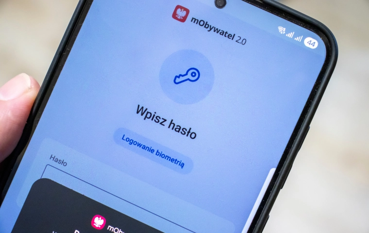 Przełom w mObywatelu. Od teraz zrobisz to bez wizyty w urzędzie