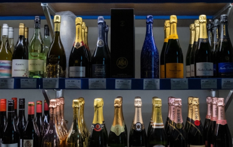 Koniec z kontrowersyjnymi promocjami typu 12+12 na piwo. Sejm zajmie się radykalnym projektem Lewicy