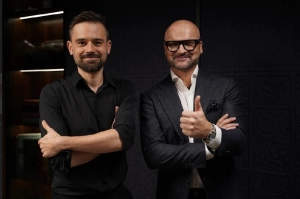 Rafał Brzoska inwestuje w projekty Macieja Kaweckiego. Polska nauka rusza na podbój USA