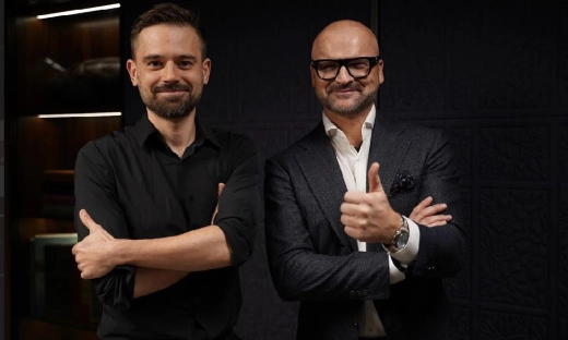 Rafał Brzoska inwestuje w projekty Macieja Kaweckiego. Polska nauka rusza na podbój USA