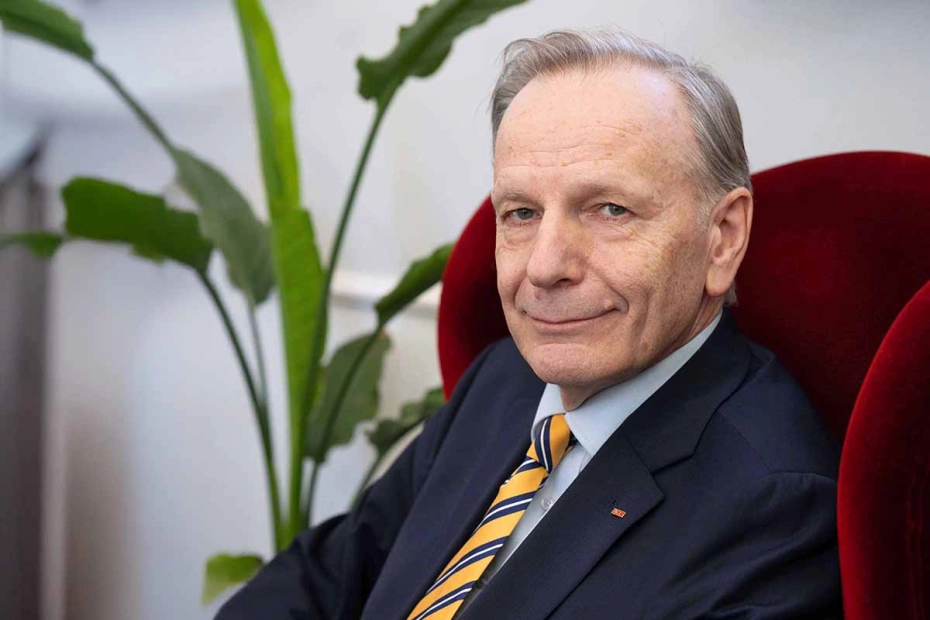 dr Jacek Goliszewski