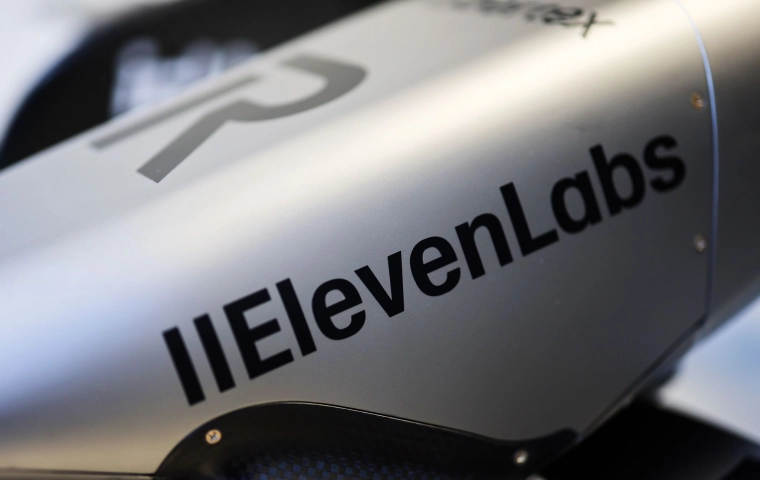 ElevenLabs nawiązuje współpracę z Revolutem. Logo startupu także na bolidzie F1