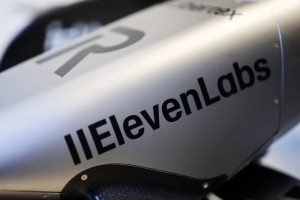 ElevenLabs nawiązuje współpracę z Revolutem. Logo startupu także na bolidzie F1