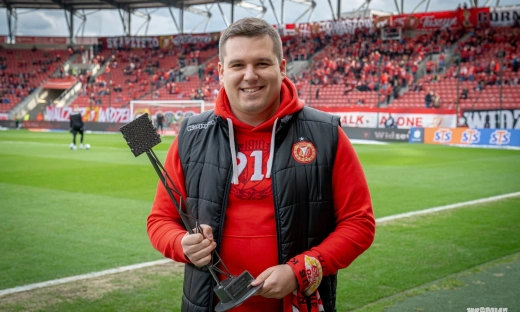 Rekordy transferowe, chaos czy plan? Kulisy największej rewolucji w Ekstraklasie. Wywiad z Bartłomiejem Stańdo