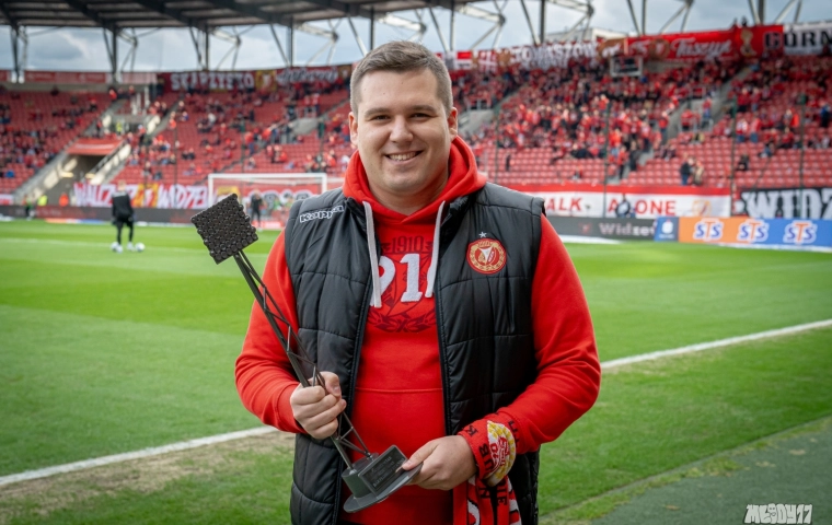 Rekordy transferowe, chaos czy plan? Kulisy największej rewolucji w Ekstraklasie. Wywiad z Bartłomiejem Stańdo