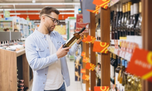Alkohol zniknie z półek? Branża testuje kontrowersyjny pomysł