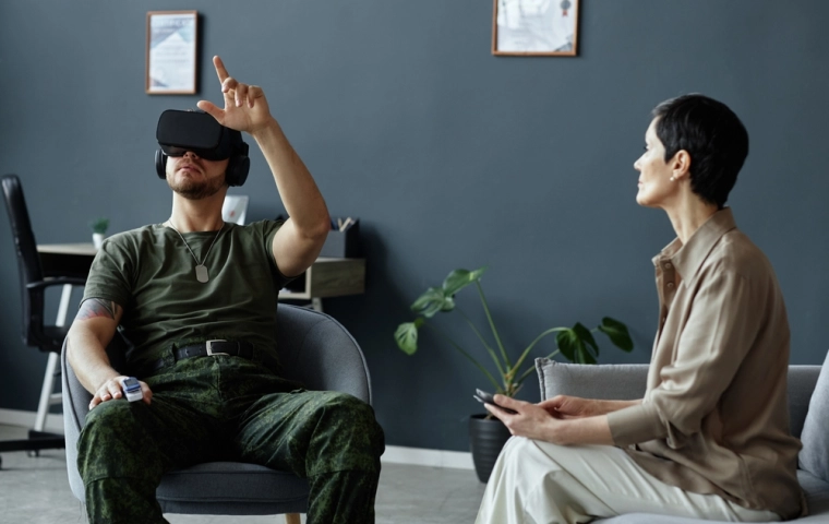 Lęki i fobie będą leczone w wirtualnej rzeczywistości. TwójPsycholog łączy siły z polskim startupem Fobos